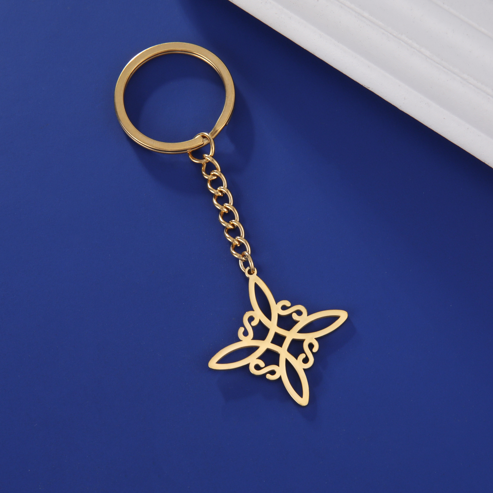14g Weight Keychain Classification 1 Piece Quantity Daily Occasion Titanium Steel Material Witches Knot Pattern Women's Gender Simple Style Style Simple Style Witches Knot Titanium Steel Women's Bag Pendant Keychain 2