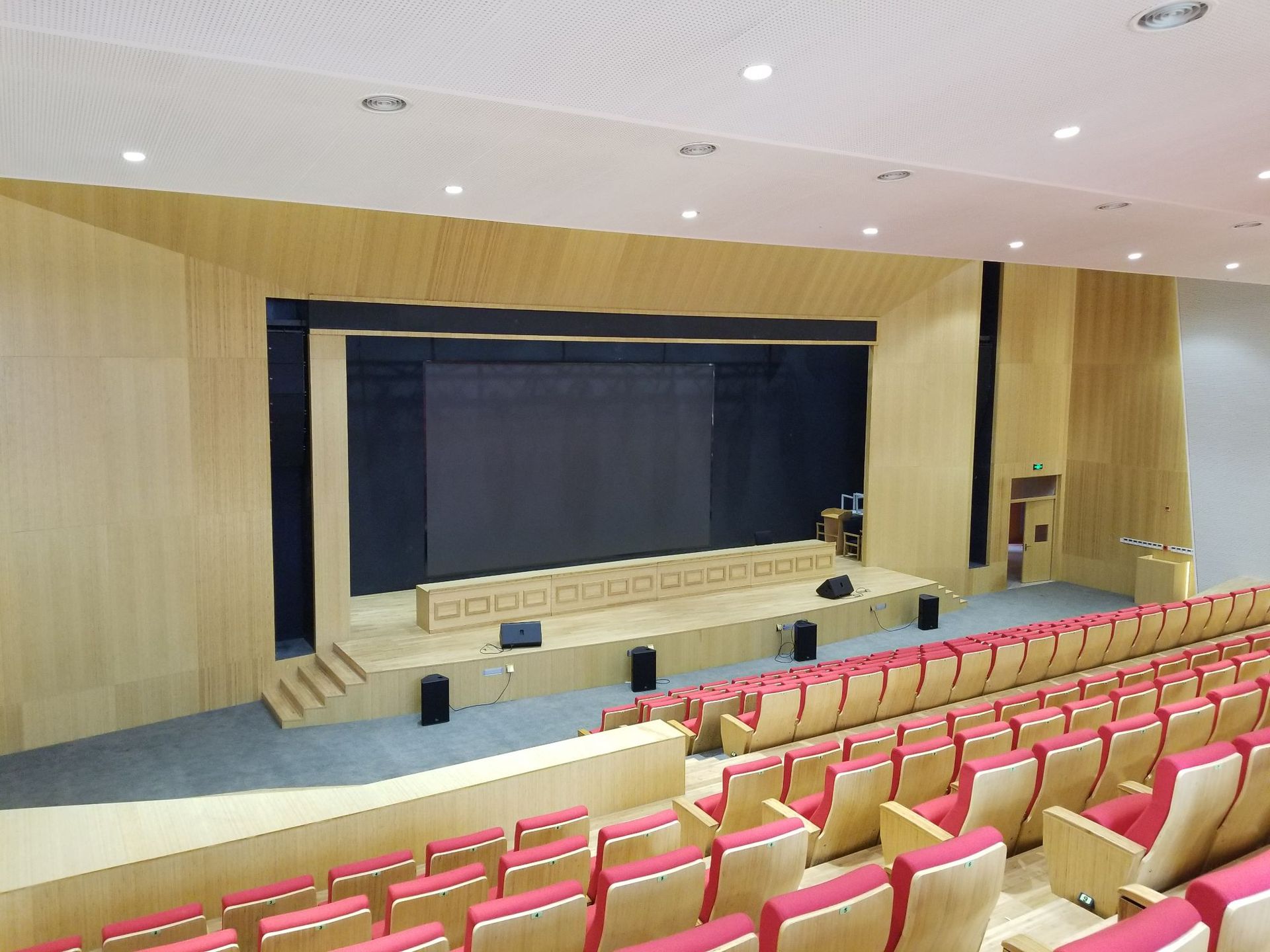 鹤和小�� 9.JPG