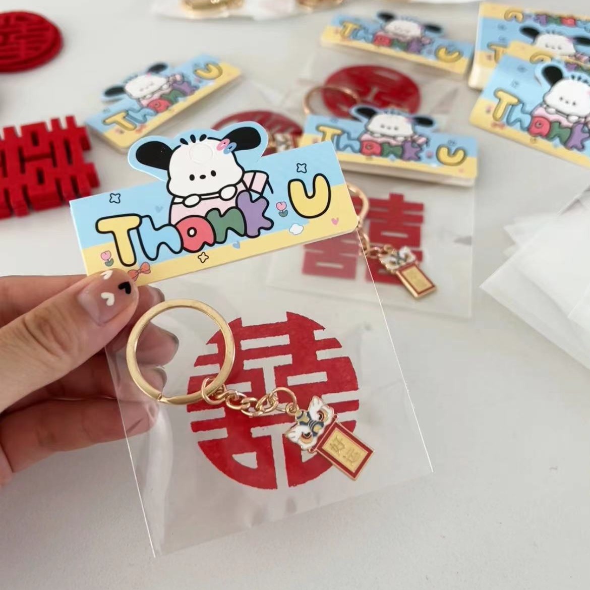 Regalos de boda, palabras felices, llavero, recuerdos de boda, bolso de dibujos animados lindo, colgante, decoración de llavero de boda