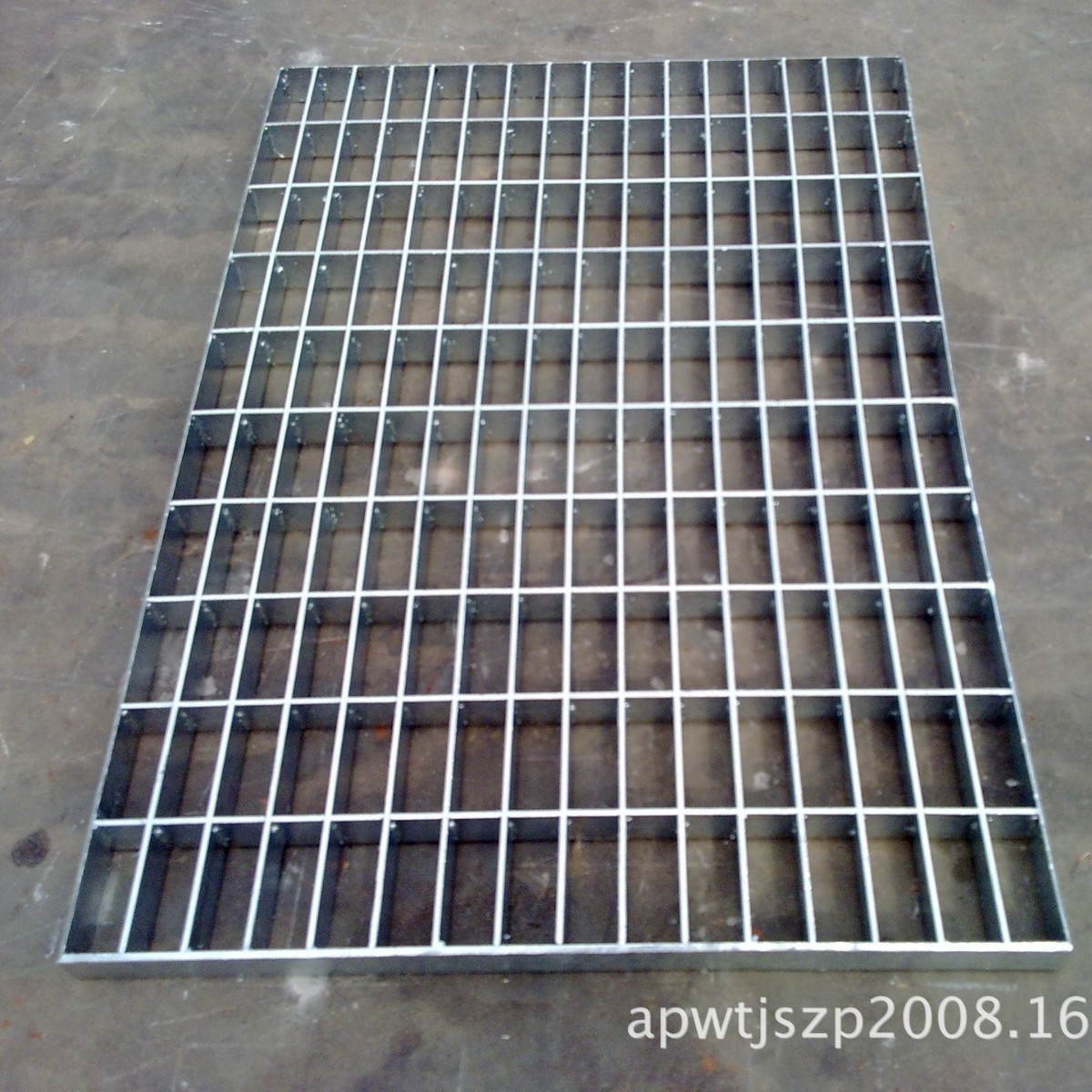 生产销售聚酯格栅板、玻璃钢格栅、热镀锌钢格板