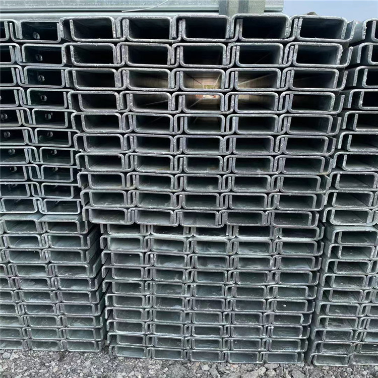 工厂直接各种规格型号护栏立柱及配件防阻块等 大量现货