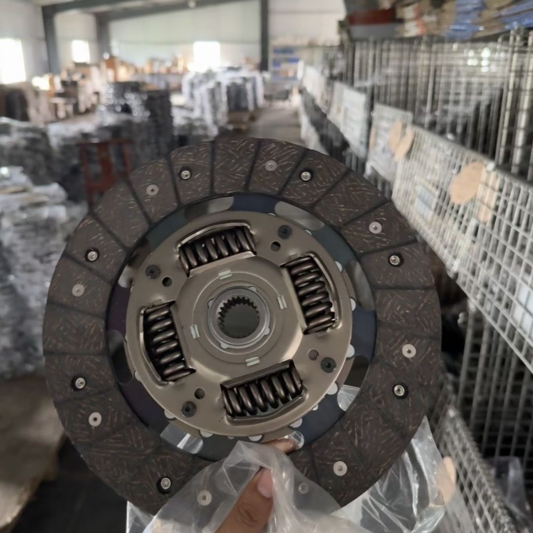 Wear-resistant, flame-retardant clutch plates for each vehicle model, three-piece set with pressure plate. Contact customer service before ordering 321