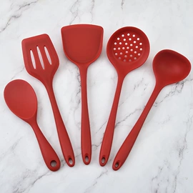 烹饪勺铲;烧烤刷;烘焙刮刀