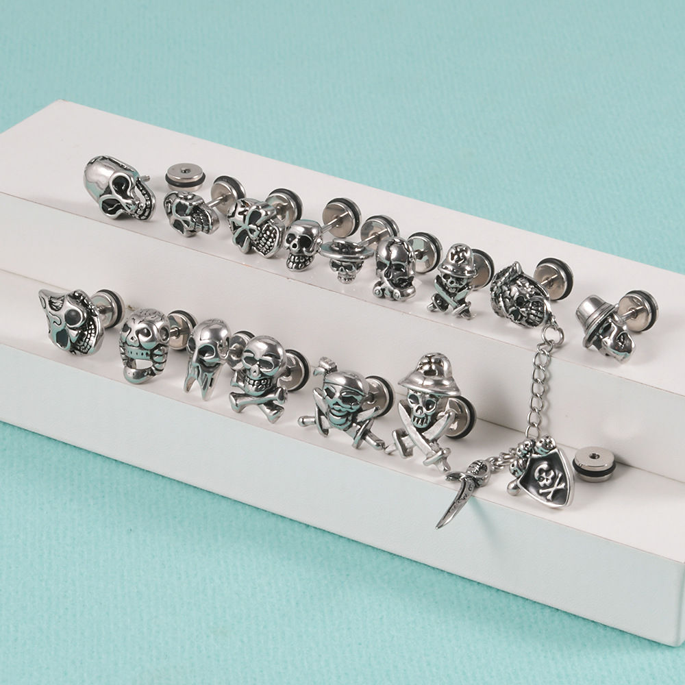 Street Occasion 304 Stainless Steel Material 1 Piece Ear Cartilage Rings & Studs Punk Skull 304 Stainless Steel