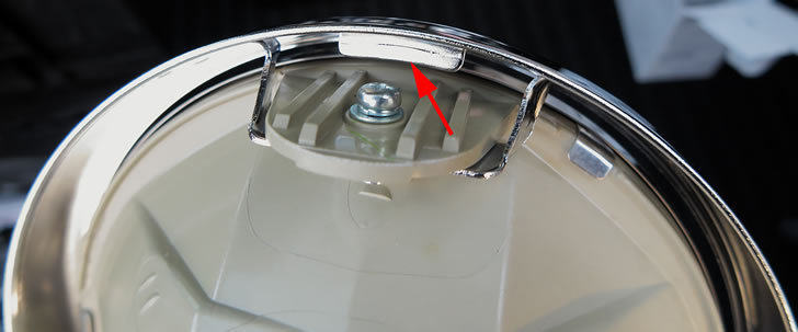 7inch Harley Wrangler Headlight 6-Bead 60W Modified Off-Road Motorcycle Led Headlight with Angel Eye White and Yellow