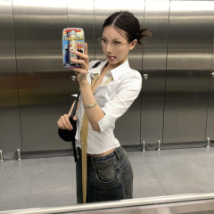 美式复古翻领条纹中袖衬衫女辣妹修身气质别致显瘦休闲百搭衬衣夏