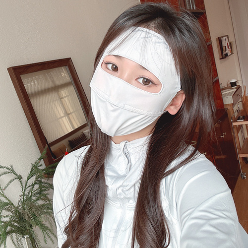 High-quality UV-protective face mask full-face sun shield for women, face base neoprene driving ice silk breathable summer face cover.