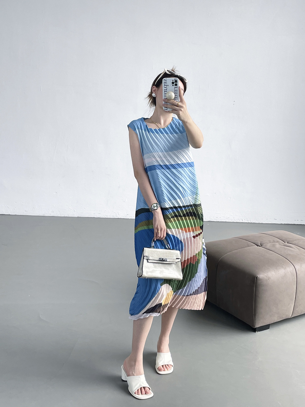 Váy maxi xếp ly in họa tiết hai dây dáng rộng thanh lịch — Màu xanh lam