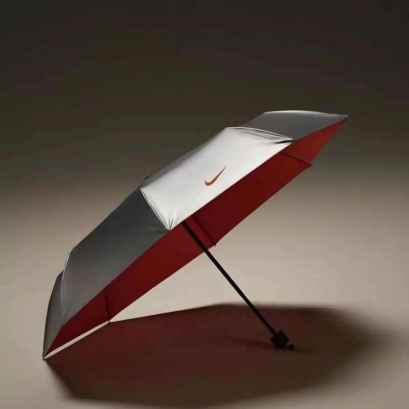 Factory Customized 70% off Manual Open Umbrella, Titanium Silver Sunscreen Umbrella, Foldable Umbrella with Handle, Logo Printing Available