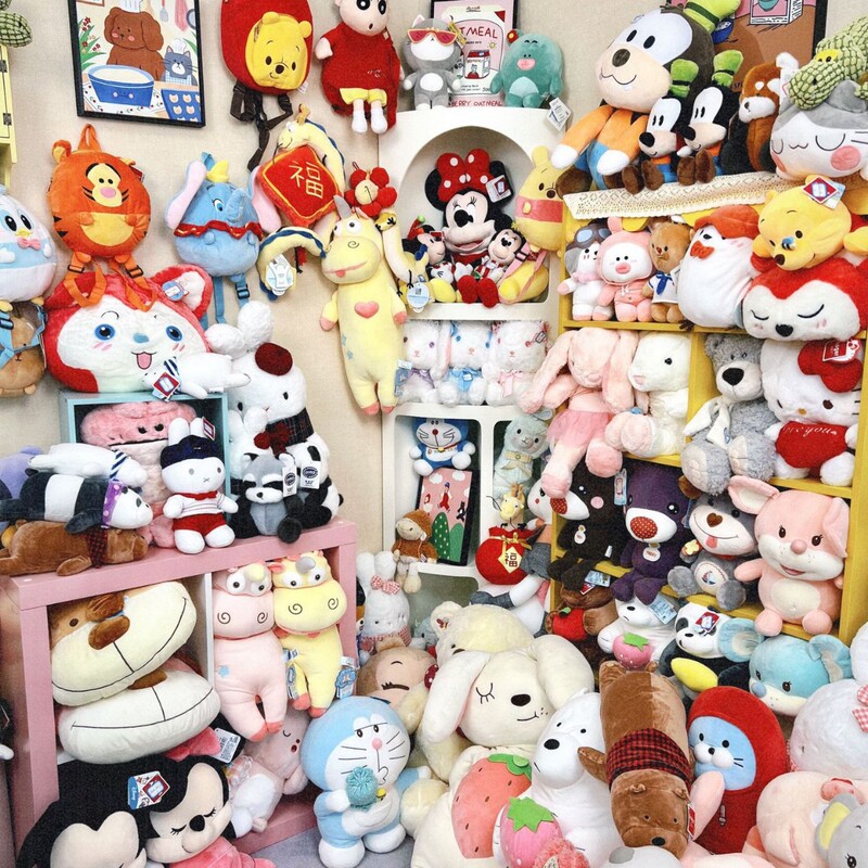 High-Quality Multi-Size Doll Floor Push Ring Event Gifts Wedding Throw Doll Plush Toy Backpack Wholesale