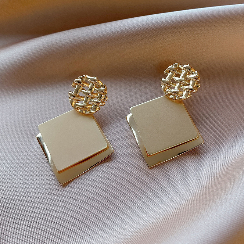 fashion geometric square sequin earrings simple alloy earringspicture2