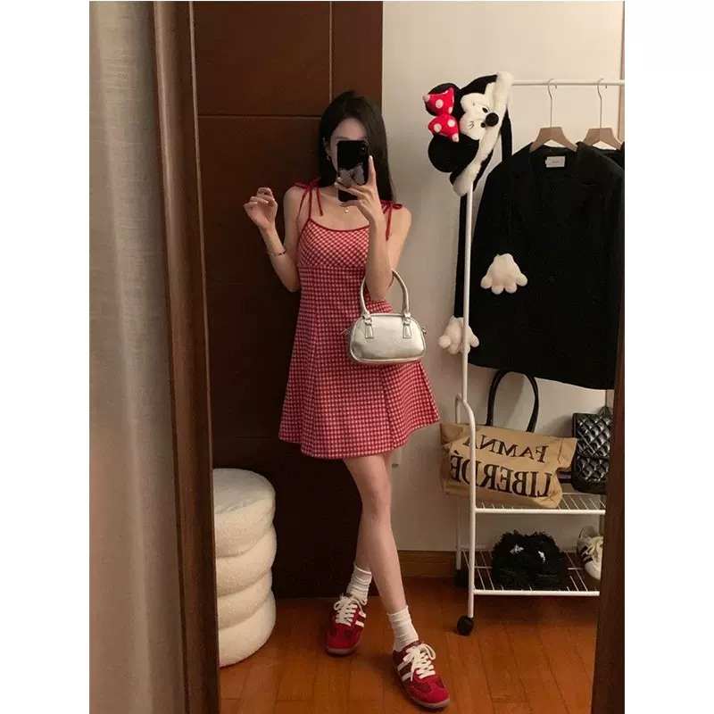 甜辣妹撞色格子吊带裙女装早春夏季减龄修身A字裙连衣裙短裙外贸