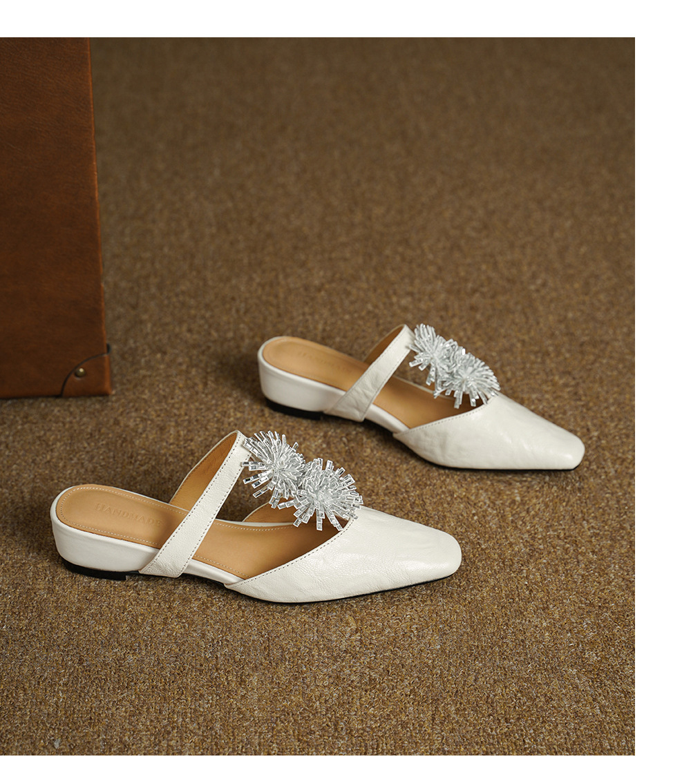 Dép sandal nữ xỏ ngón đế bệt mũi nhọn đính đá pháo hoa họa tiết hoa — Màu caramel cừu lật chi tiết 15