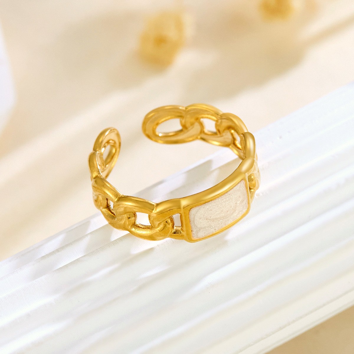French Retro Multicoloured Zircon Ring For Women Unique Design_voghion.com