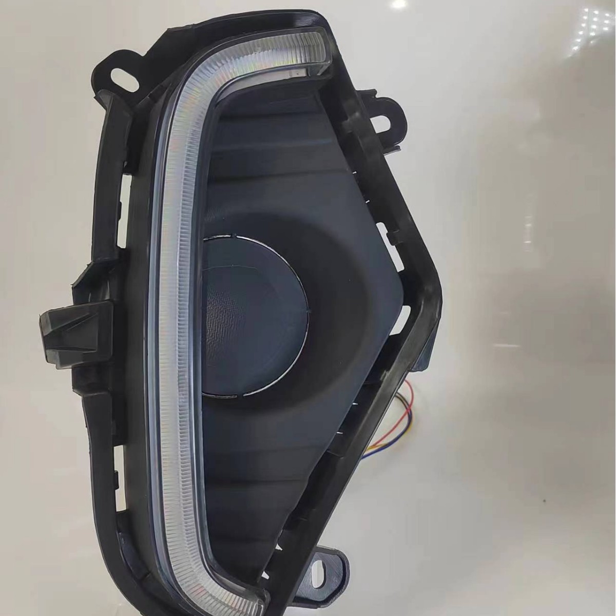 Adecuado para luces diurnas Toyota RAV4 18-21 luces diurnas RAV4 rectas luces diurnas de 2 colores