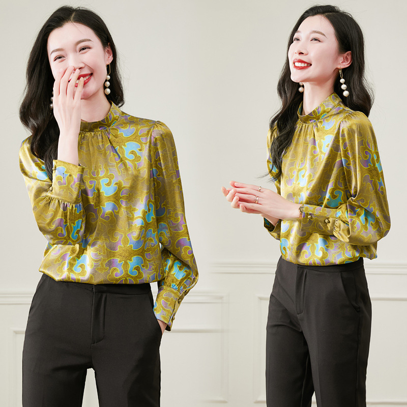 Spring elegant fashionable silk design shirt with a round collar