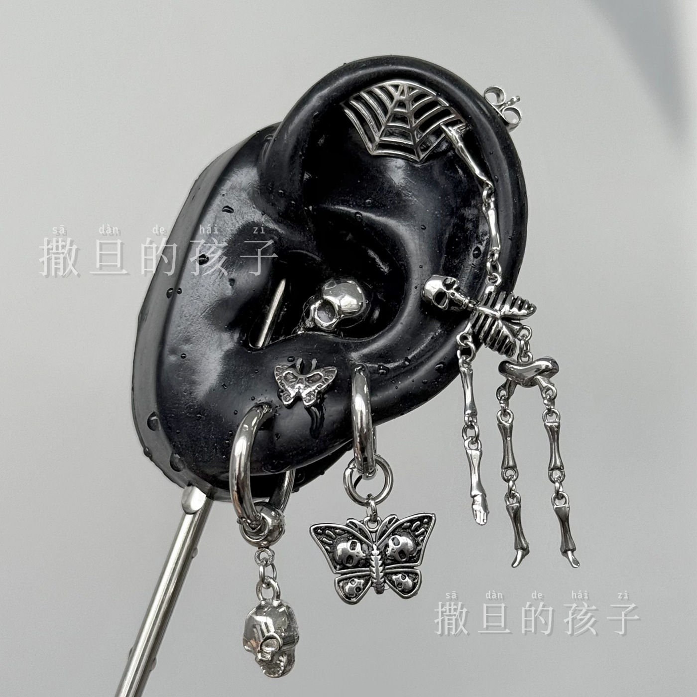 Pointed titanium steel lip stud product view