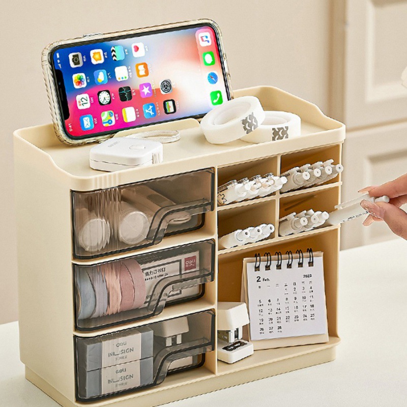 Pens holder for students