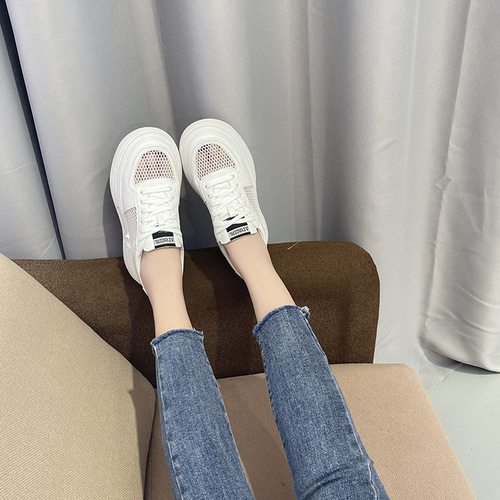 Suiyininbulei Weekend 32 Korean Star Thick-soled Flat Slip-on Women's Insoles 33 White Shoes Women