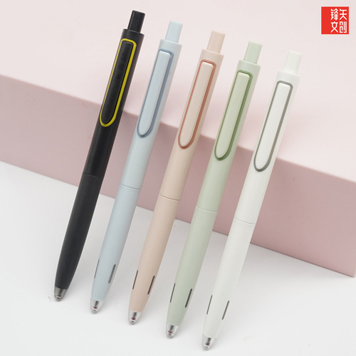 Dianshi space capsule triangle press gel pen 0.5mm black space capsule student silent signature pen DS-0154