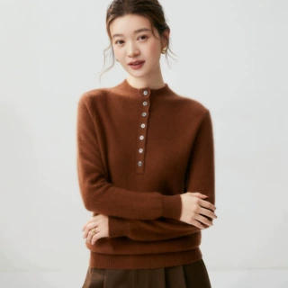 女式半高领山羊绒衫纽扣设计毛衣简约纯色通勤风百搭针织套头衫潮
