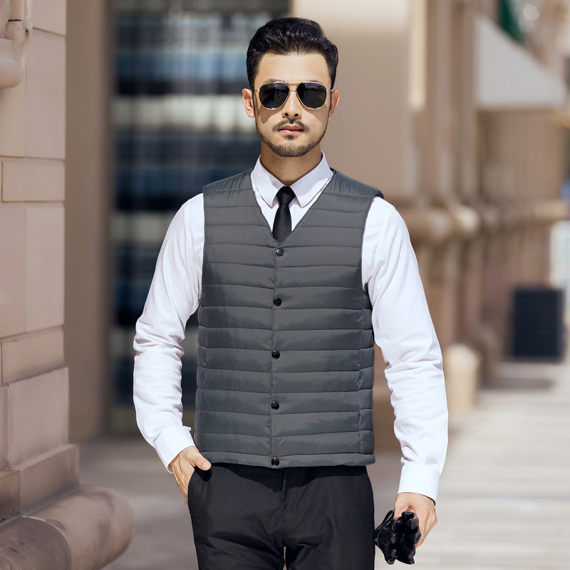 Men's V-neck solid color lightweight cotton vest for autumn and winter, suitable for middle-aged and older fathers.