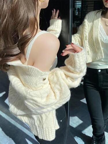 Lace suspender with knitted vest for women  new spring and autumn bottoming v-neck sexy sweet and spicy white top for women