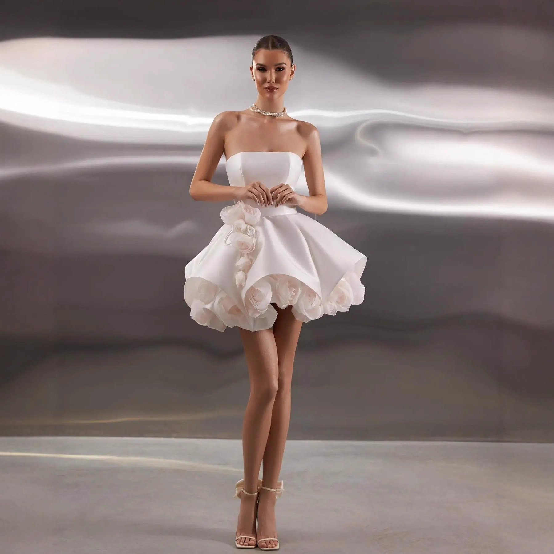 European and American Strapless Short Floral Dress, Slim Fit for Birthday Parties and Balls, Petite Evening Dress with Elegant Temperament