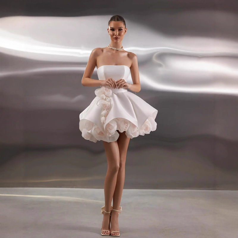 European and American Strapless Short Floral Dress, Slim Fit for Birthday Parties and Balls, Petite Evening Dress with Elegant Temperament