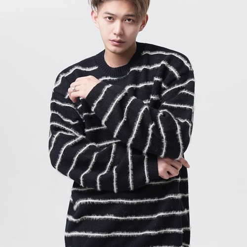 American street style relaxed fall and winter loose black and white striped men's versatile casual crew neck knit sweater
