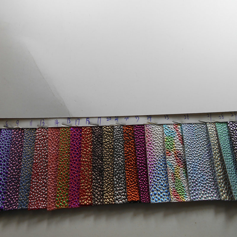 幻彩珠光镭射珍珠鱼纹魔鬼鱼PU/PVC珍珠鱼皮革小泡泡装饰鞋包面料