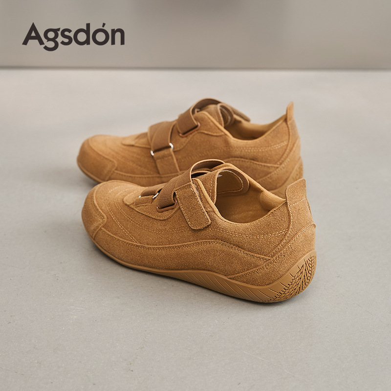 Zapatos de entrenamiento de ballet para mujeres 2025 nuevos zapatos de suela suave de otoño ligeros casuales de velcro plano