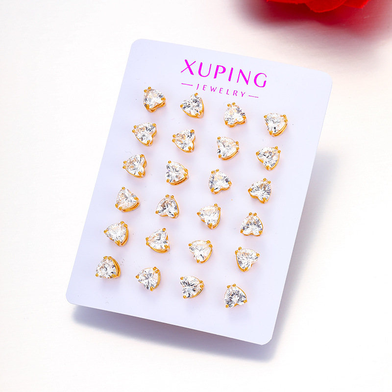 Xuping moda clásica de tres garras incrustadas de zircon simple amor pernos de orejas de aleación de cobre al por mayor fácil de usar orejas de viaje diario
