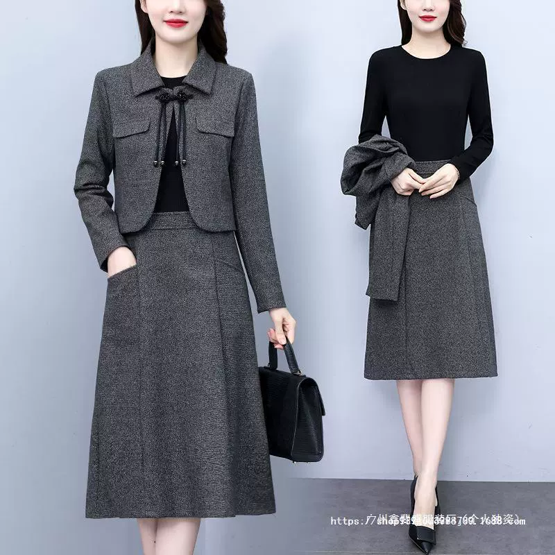 秋季女中新款早秋高端长款套装洋气两件套连衣裙2024盘扣新中式裙