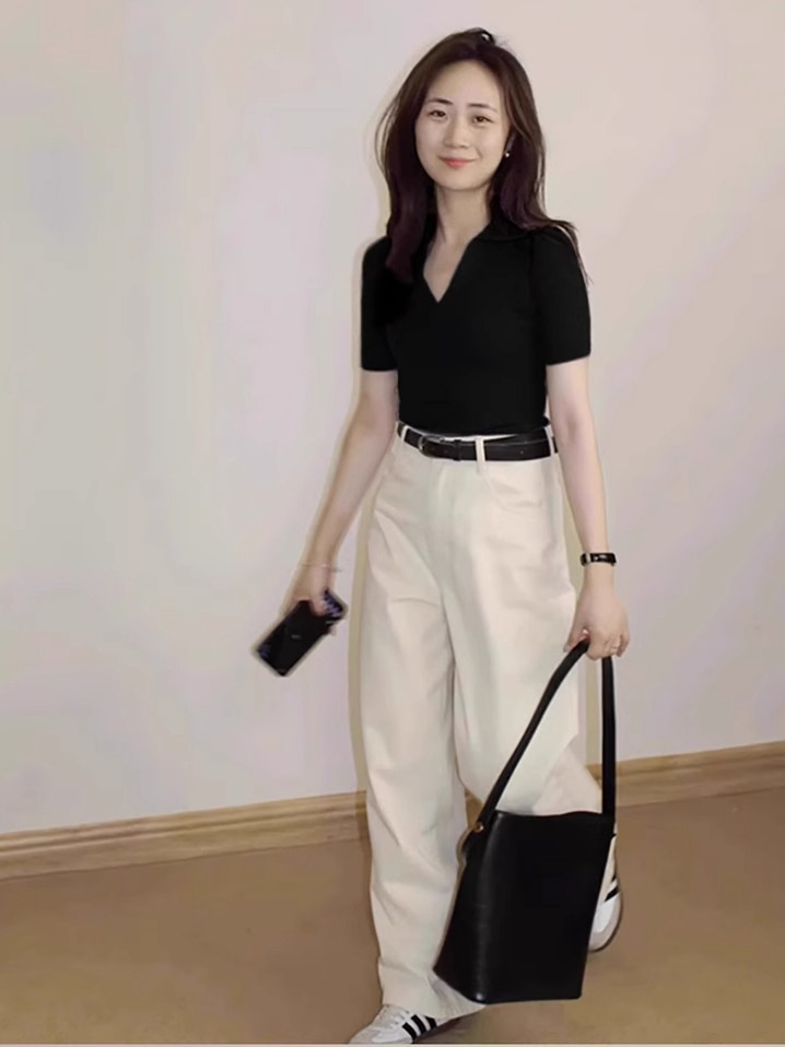 Áo thun polo nữ cổ V tay ngắn form chuẩn — đen