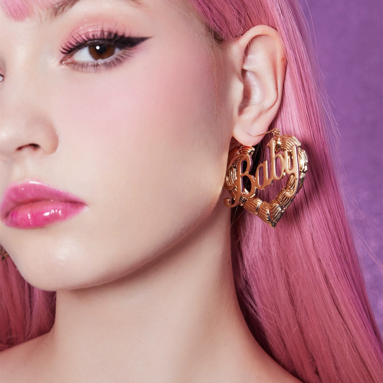 Полые серьги Amazon Love, трансграничные модные популярные серьги, винтажные индивидуальные универсальные серьги в форме сердца, женские