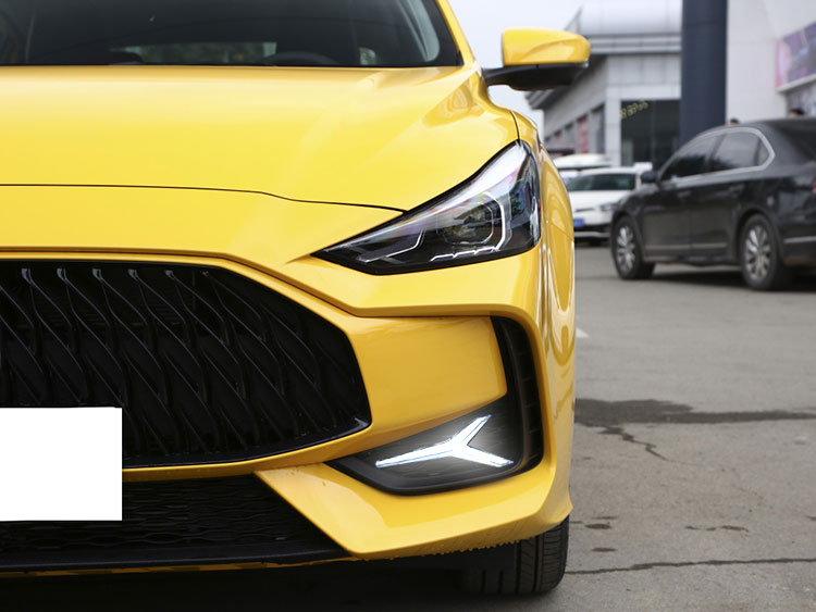21 models of MG5 daytime running lights, front fog lights, MG5 modified LED daytime running lights, dynamic turn signal lights