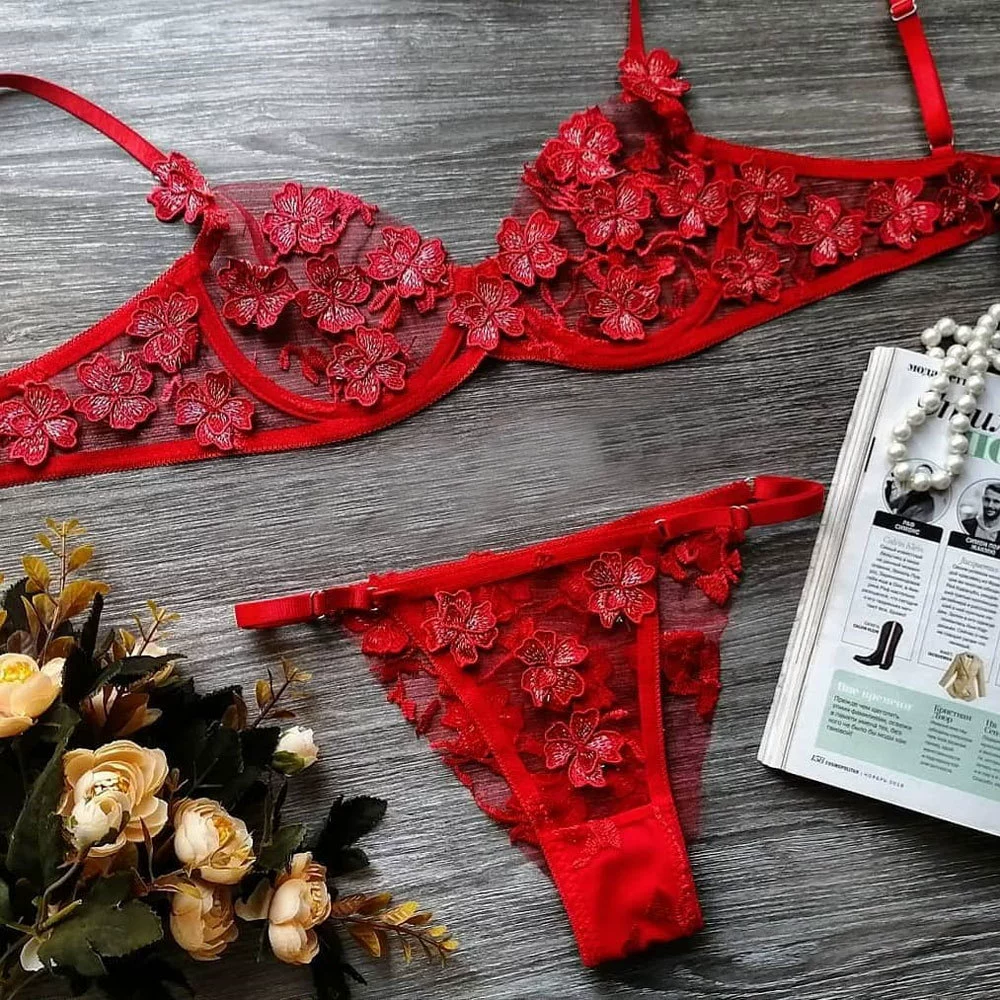 Three dimensional set handmade, European style, with embroidery