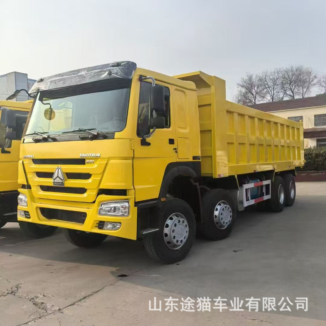 Howo Heavy Duty 6X4 Dump Truck with Eight Rear Wheels, Rear-Tipping Dump Truck for Soil Transport, Construction Dump Truck