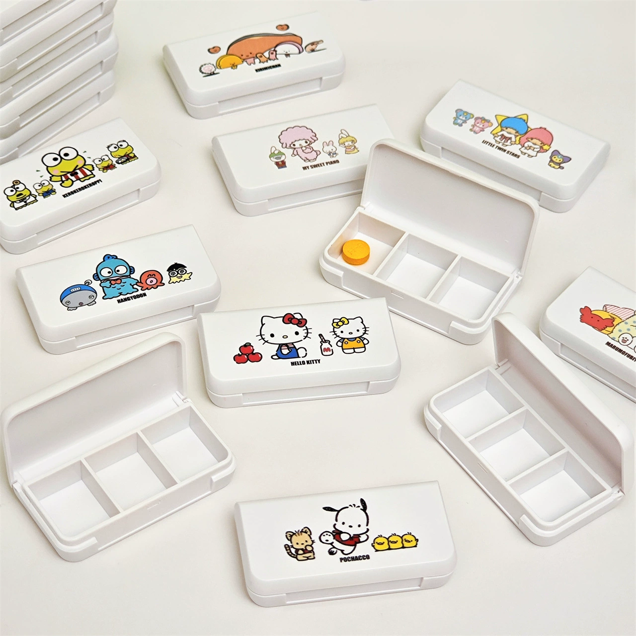 Sanrio, small handheld container, storage box for traveling