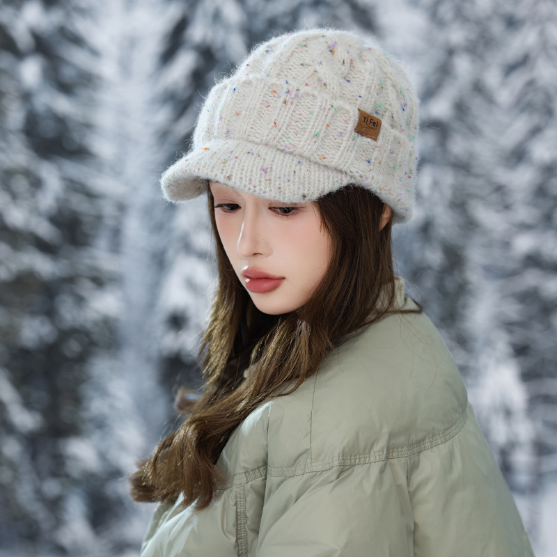Japanese Style Versatile Colorful Sequin Duckbill Cap Autumn Winter Outdoor Casual Thickened Warm Ear Protection Face_voghion.com