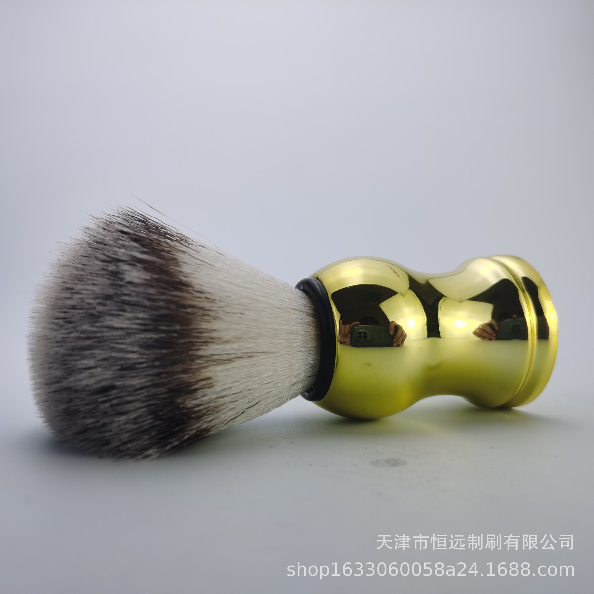 软毛剃须刷  厂家供应 ABS手柄 三色尼龙丝胡须刷