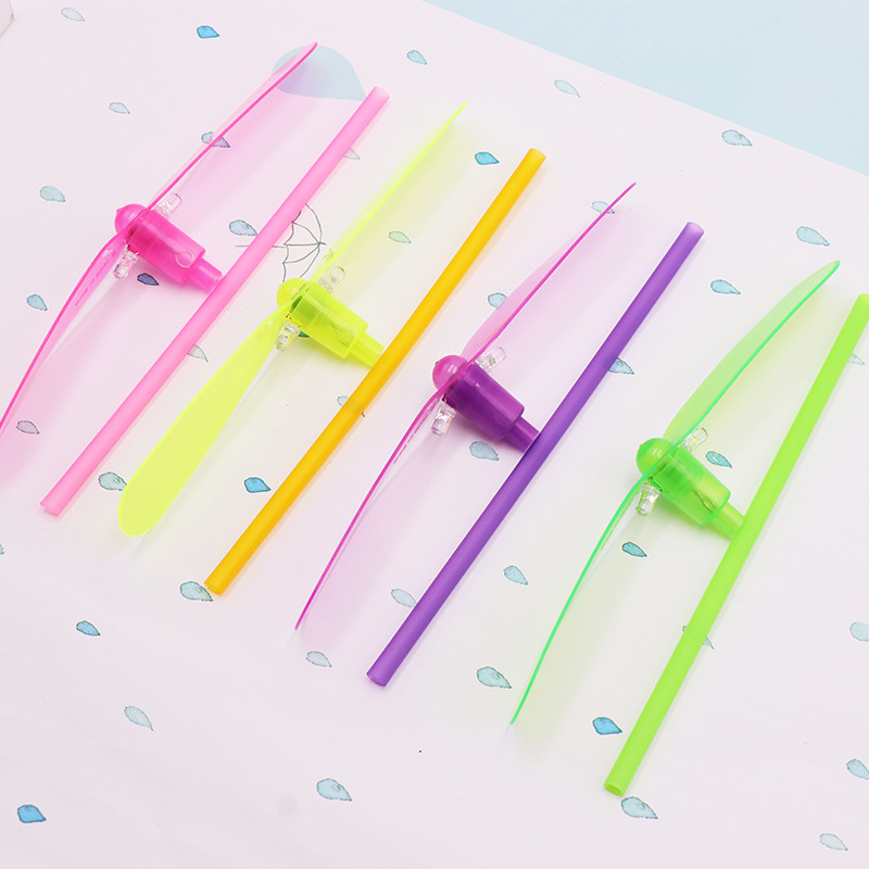 .. 빛나는 대나무 잠자리 플라스틱 장난감 야외 플래시 비행 요정 새총 비행 화살표 비행기 어린이 계단