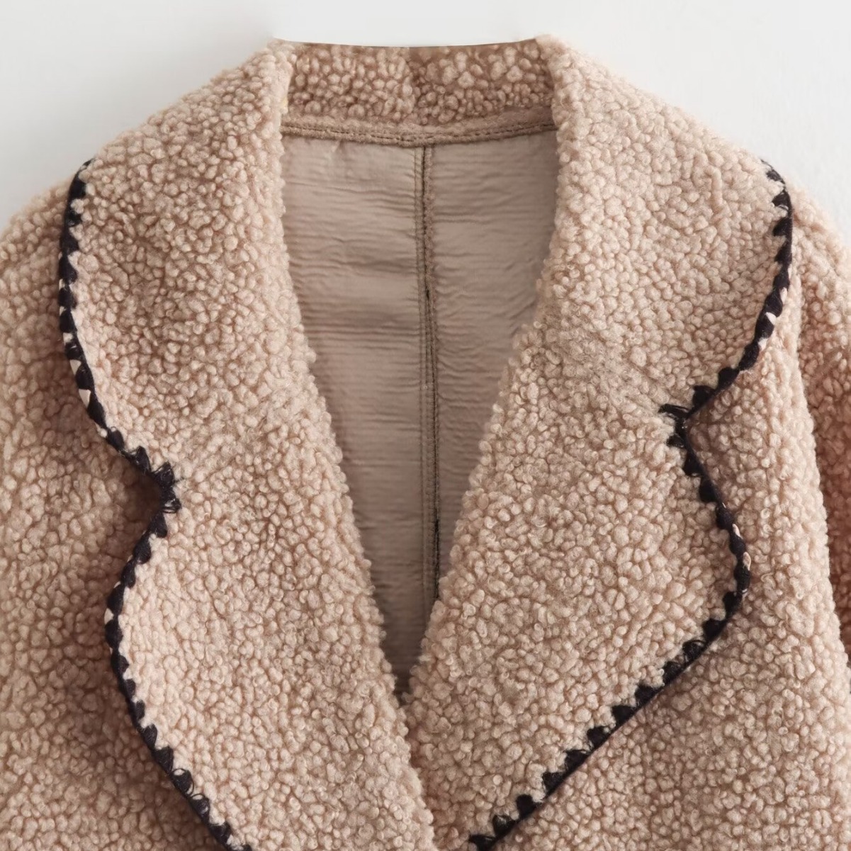 Dammekleeder Dammekleeder 2024 Hierscht a Wanter nei grouss Reversnähten locker Casual Lämmchewollemantel_voghion.com