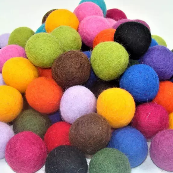 厂家批发彩色洗衣烘干毛毡球 抛光羊毛DIY羊毛球干燥毛毡球