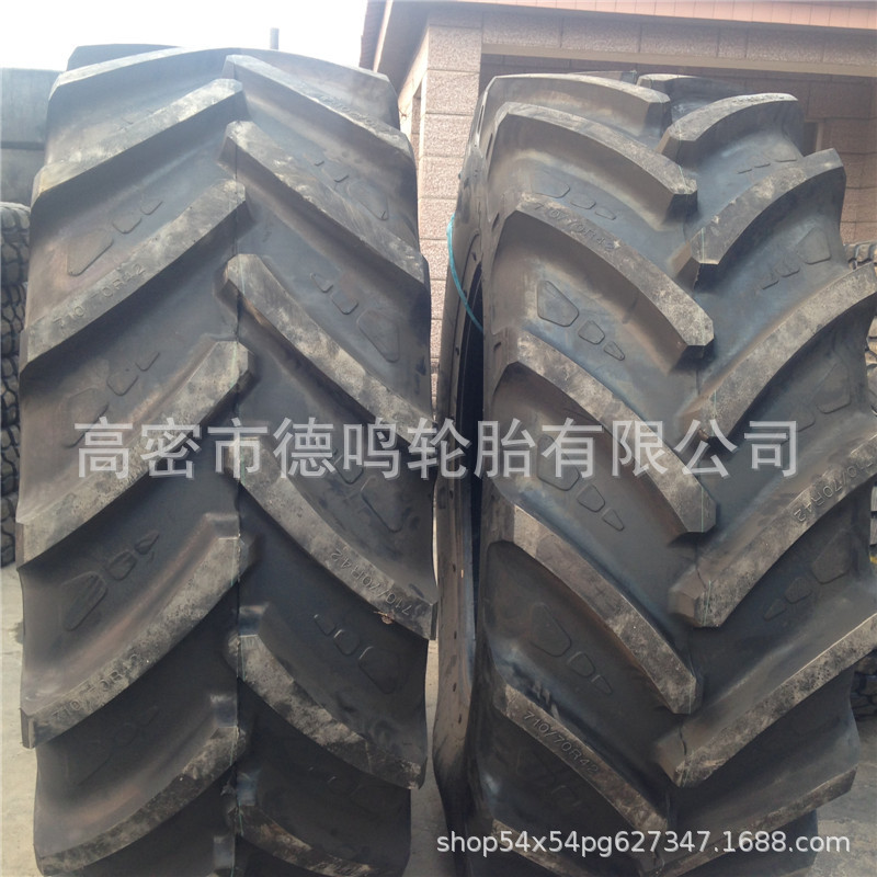 Neumático radial del tractor 710/70R42