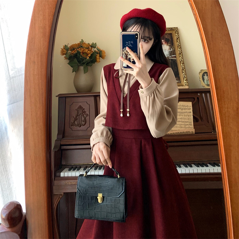 Hepburn-Style Corduroy Dress for Women, Autumn 2026 New French High-End Elegant Faux Two-Piece Patchwork Long Dress