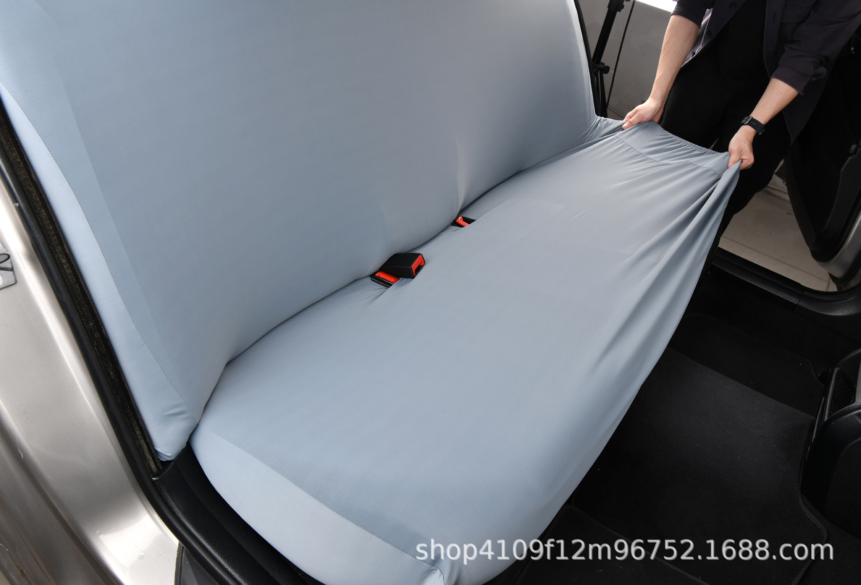 Ice Silk Cool Car Rear Seat Cover Elastic One-Piece Universal Car Seat Cushion Cover Fully Surrounded by Breathable Dustproof