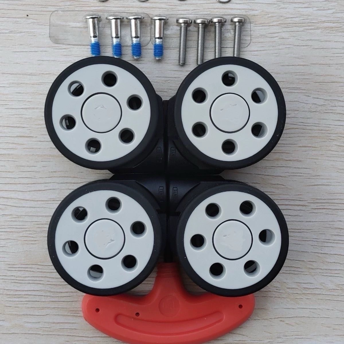 Suitable for Rimowa trolley case wheels rimowa wheels luggage accessories universal wheels