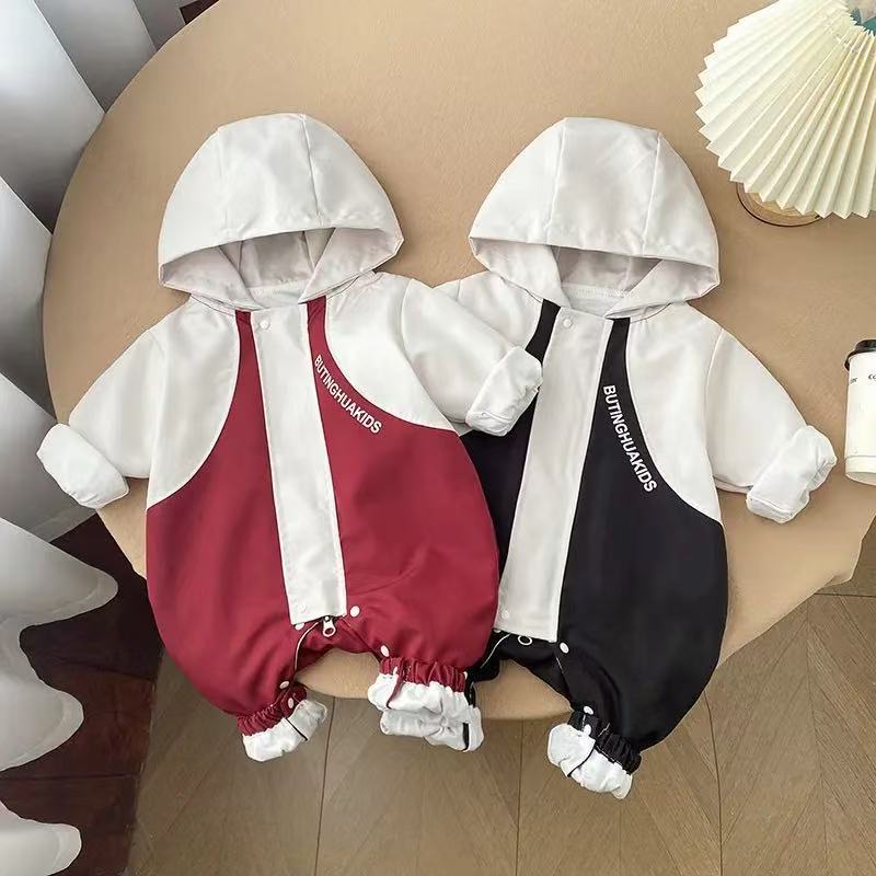 Ropa de bebé versión coreana de la hermosa chaqueta de una pieza de la celebridad de Internet